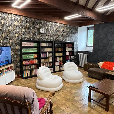 Hotell Gite-auberge Du Pont De Lanau 2*