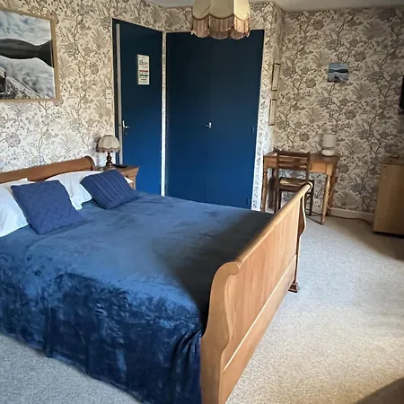 Gite-auberge Du Pont De Lanau Otel 2*