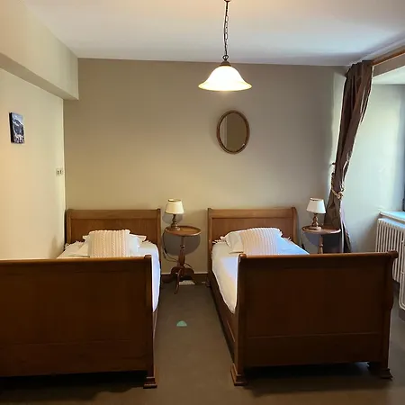 Gite-auberge Du Pont De Lanau Hotell Neuvéglise