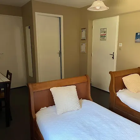 Gite-auberge Du Pont De Lanau Hotell 2*