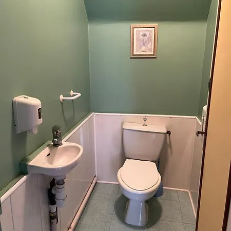 ホテル Gite-auberge Du Pont De Lanau 2*